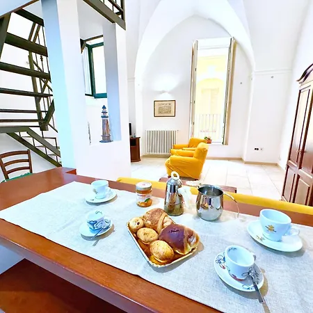 Vico Del Theutra Lecce