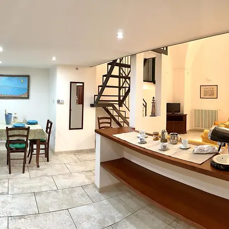 Vico Del Theutra Apartman Lecce