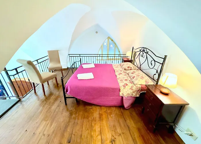 Vico Del Theutra * Lecce