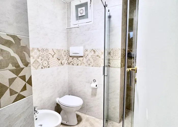 Vico Del Theutra Lecce